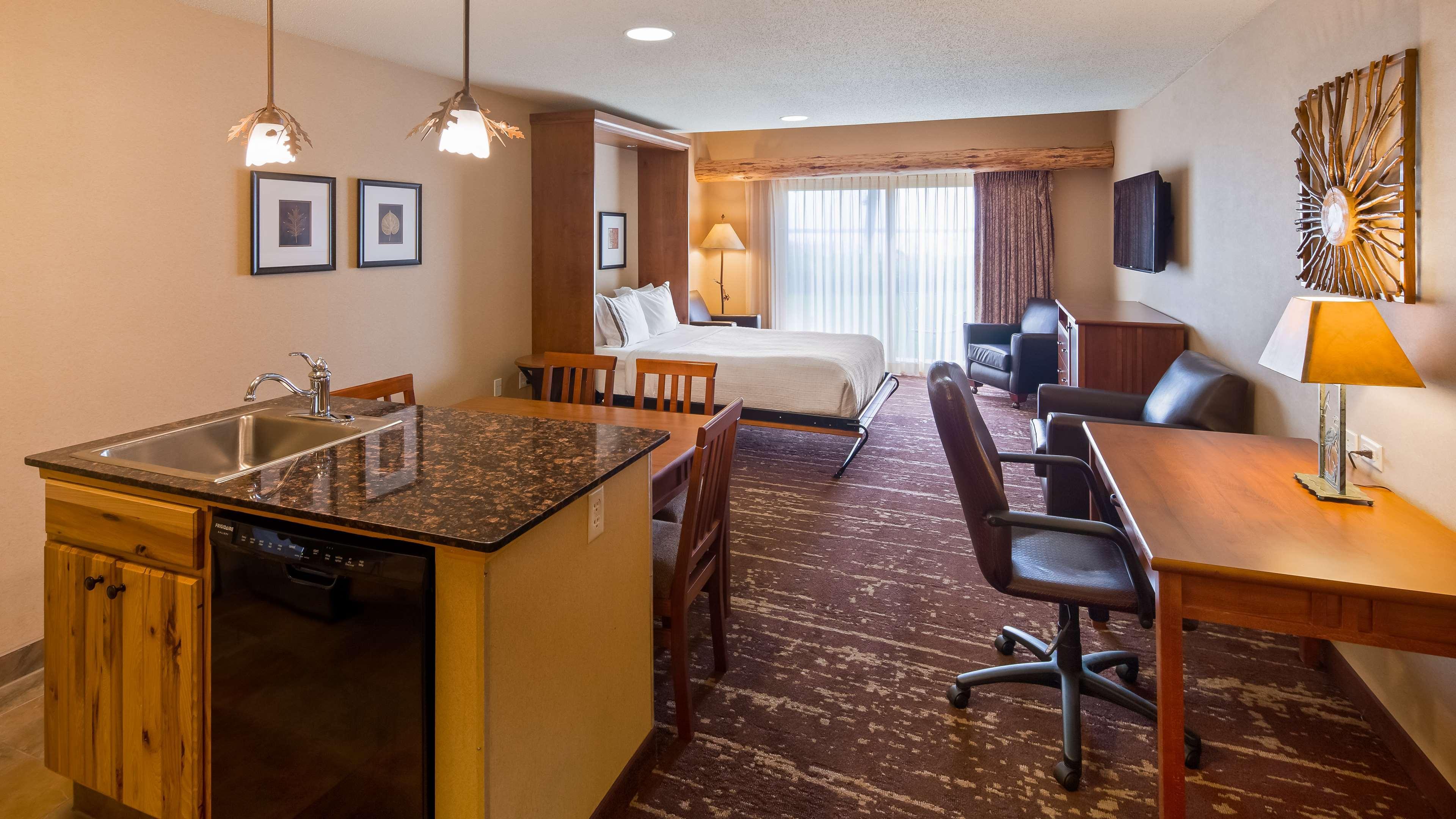 Best Western Premier The Lodge On Lake Detroit Detroit Lakes Dış mekan fotoğraf