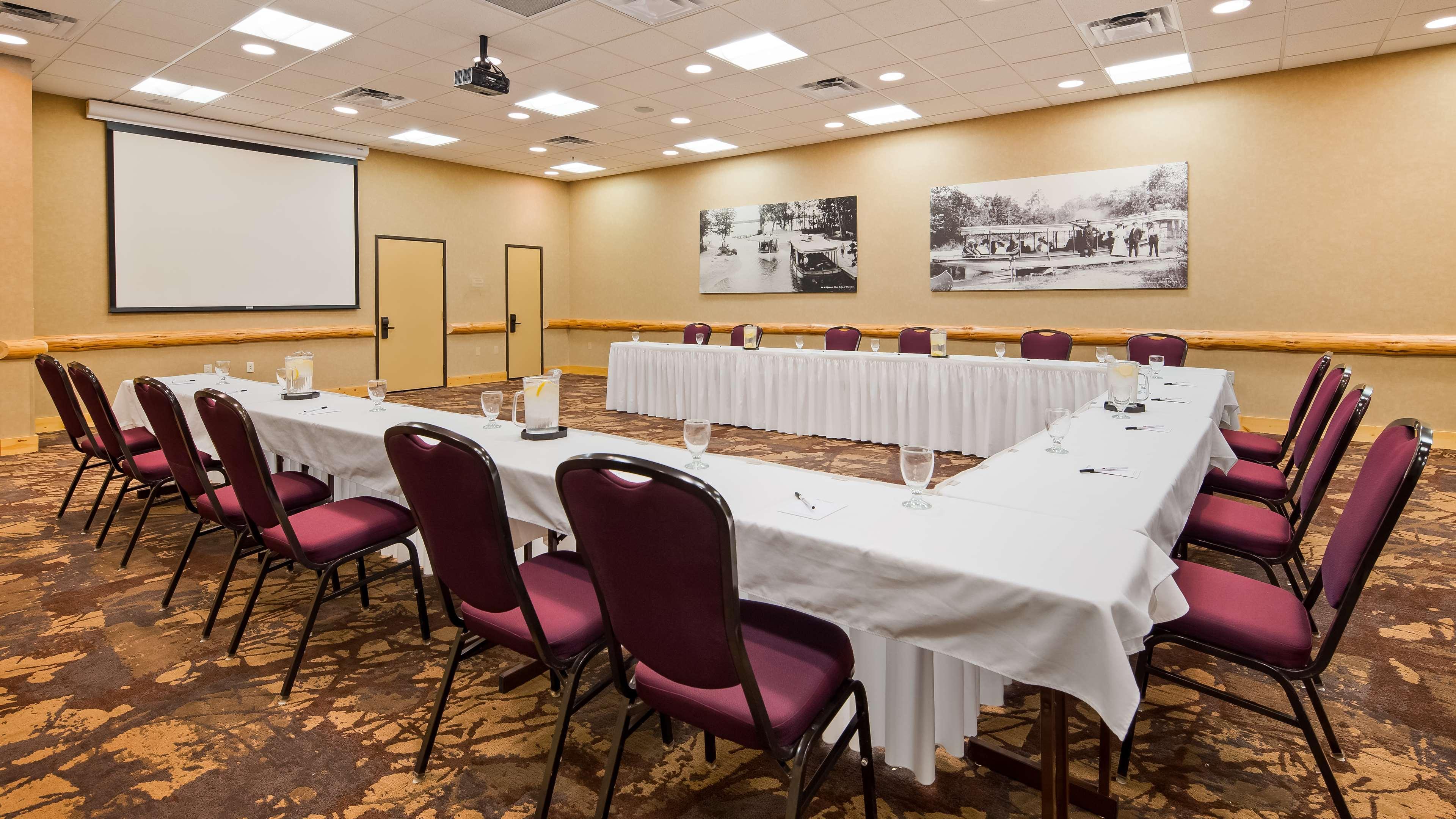 Best Western Premier The Lodge On Lake Detroit Detroit Lakes Dış mekan fotoğraf