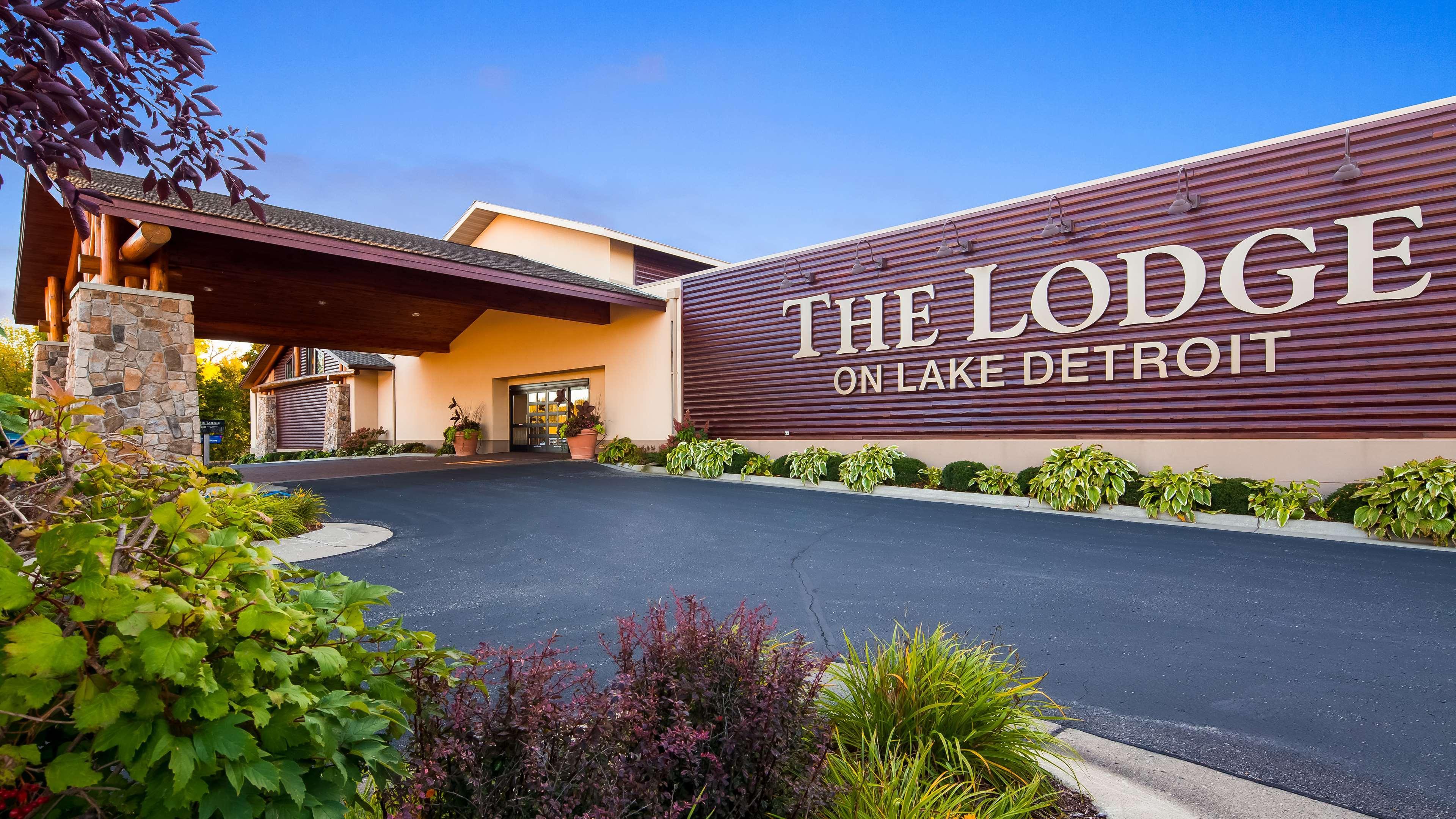 Best Western Premier The Lodge On Lake Detroit Detroit Lakes Dış mekan fotoğraf